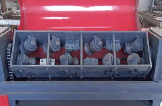BOBO Machine steel tube straightener machine straightening machine for pipe shown in an operation demo image for this news article
