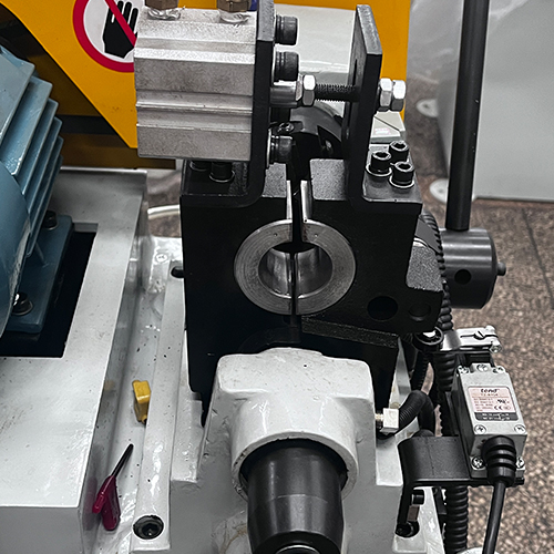 Pneumatic Circular Saw Blade Pipe Cutting Machine