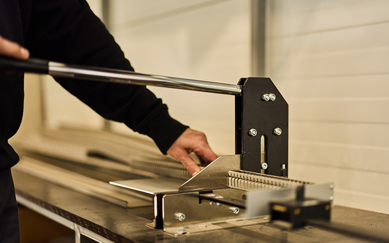 Tube wrinkle defect comparison after CNC bending